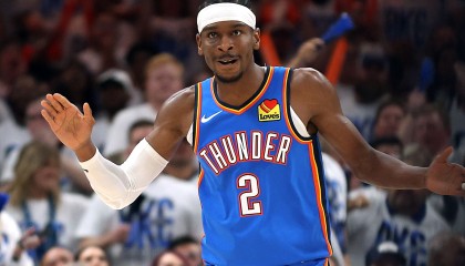 杜兰特得分天赋闪耀，火箭新星史密斯学习杜兰特的篮球之道