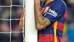 英超风云突变：曼联降级风险高悬，利物浦阿森纳崛起改写争冠格局